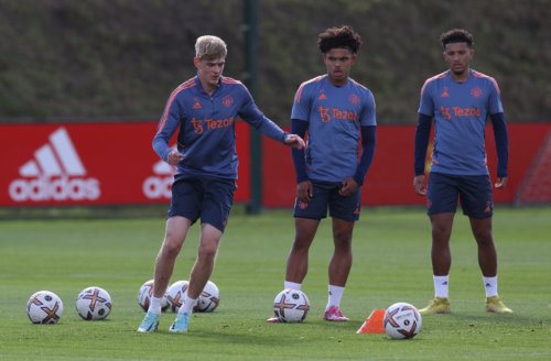 Photos: Collyer in Manchester United training as teammate looks unrecognisable with new haircut