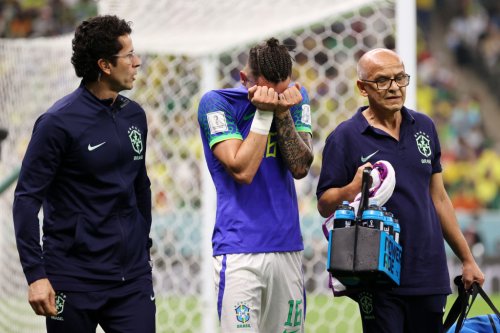 Neymar and Manchester United stars send supportive messages to Alex Telles after suffering World Cup heartbreak
