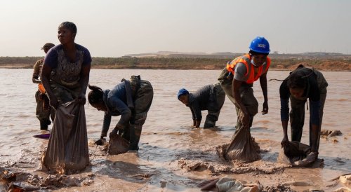 Reportage aus Kongolesischen Kobaltminen – Sie schürfen für unsere Elektroautos und Handys