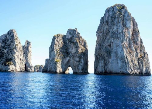 Capri boat tour - the best way to spend a day on Capri