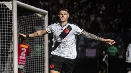 Vasco atropela Portuguesa e deixa Botafogo de fora da semifinal do Carioca
