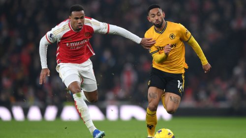 PL: Arsenal se mantém líder após vitória sobre o Wolverhampton