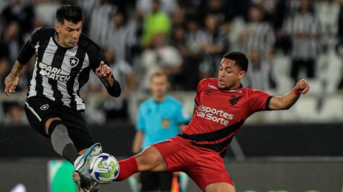 Luís Castro revela o que deu errado em eliminação do Botafogo