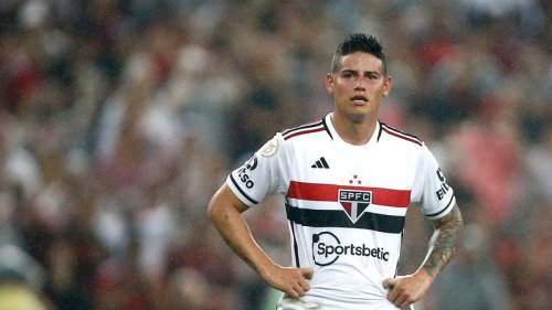 James perde segundo pênalti pelo São Paulo e leva torcedores à loucura