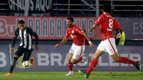Botafogo vence Bragantino fora de casa pelo Brasileirão