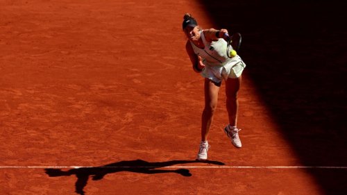Lágrimas e emoção: veja a reação de Bia Haddad após vaga em Roland Garros