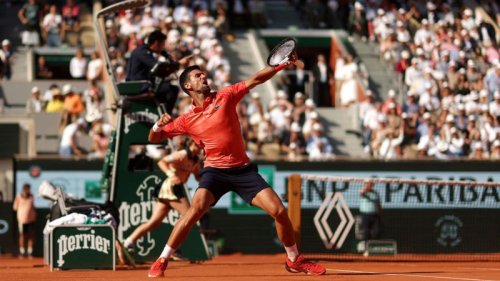 Djokovic supera zebra em Roland Garros e avança de fase