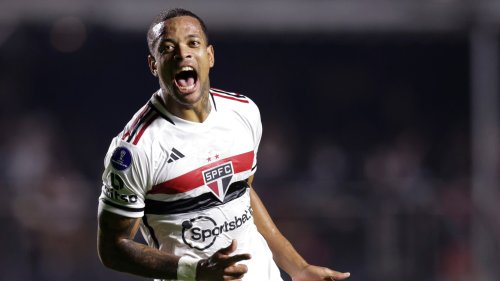 Com gol nos acréscimos, São Paulo vence Bahia e ganha primeira fora de casa