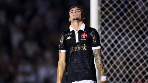 Vasco sofre Transfer Ban da Fifa por atrasar pagamentos para clubes
