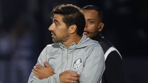 Abel Ferreira lamenta erros do Palmeiras em derrota: "São..."