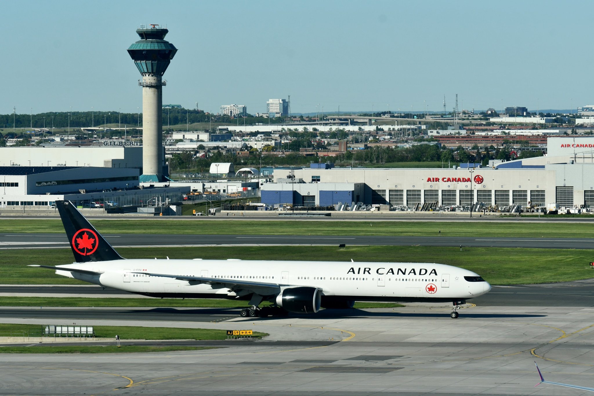 Air Canada Details New Basic Premium Economy and Business Class Fares