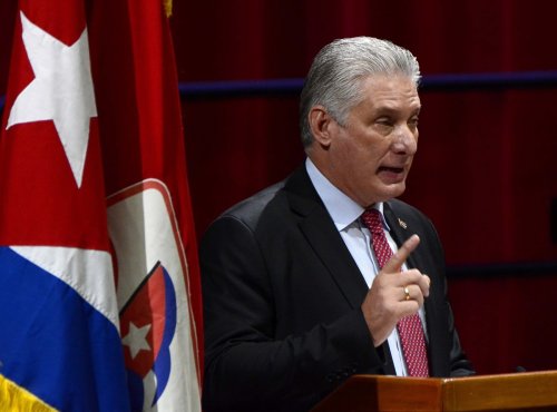 Cuban president says he won't attend Summit of the Americas