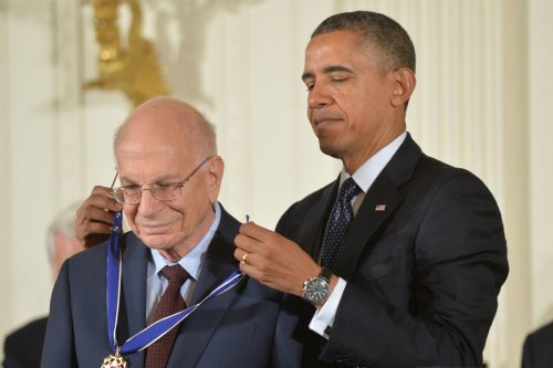 Nobel Prize-winning psychologist Daniel Kahneman dies at 90