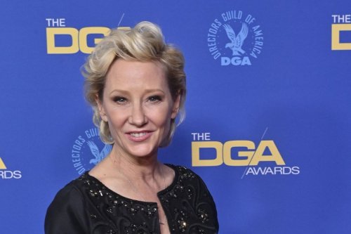 Anne Heche's rep says actress 'not expected to survive' following car crash