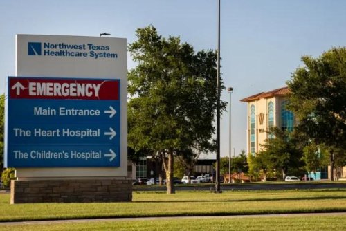 Texas' 'maternity deserts' grow as staff shortages close rural labor and delivery units