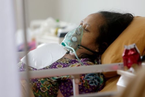  Indonesia  braces  for record number of COVID 19 cases amid 