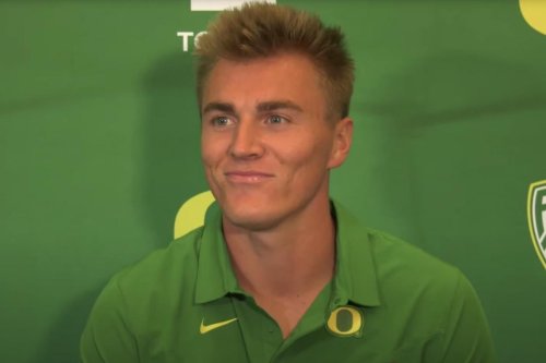 Oregon QB Bo Nix To Return In 2023, Forgo NFL Draft | Flipboard