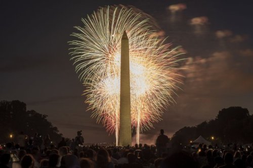 Scenes from Fourth of July in Washington - Photos