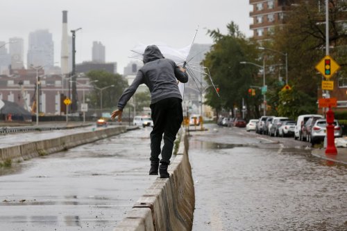 Gusty winds, heavy rains prompt flood warnings across Eastern United States