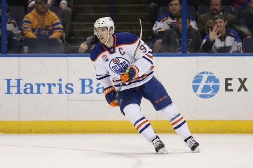 Oilers' Connor McDavid gets 100th assist of season in thrashing of Sharks
