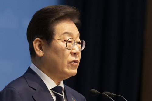 Opposition leader Lee Jae-myung maintains strong lead in South Korea presidential poll