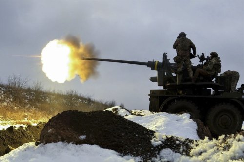 Russian assault on Bakhmut stalls amid heavy casualties, British say