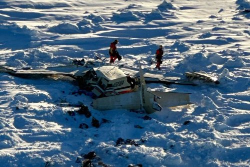 NTSB report finds plane that crashed in Alaska, killing 10 was overweight
