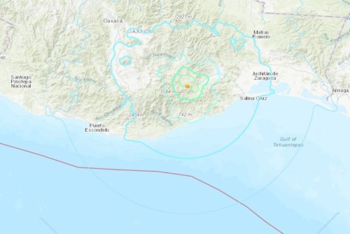 5.5-magnitude earthquake rattles southern Mexico near Acapulco