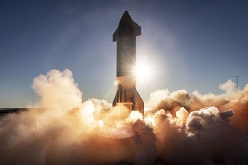 SpaceX flies Starship rocket; it crash lands on launch pad