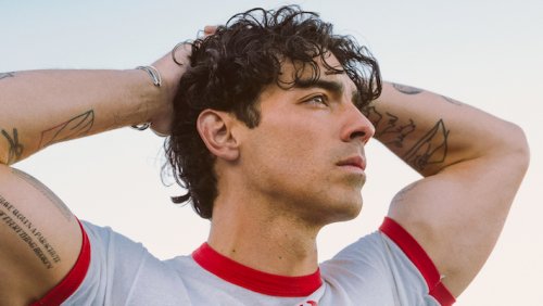 Joe Jonas Knows His Lover’s ‘Heart By Heart,’ And The Singer’s Remorsefully Tender New Single Brags All About It