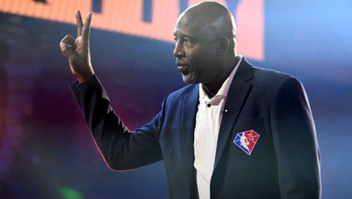 James Worthy Thinks One Thing Is Causing NBA Players To Only ‘Practice Threes, Lift Weights, Get Tattoos, Tweet, And Go On Social Media’