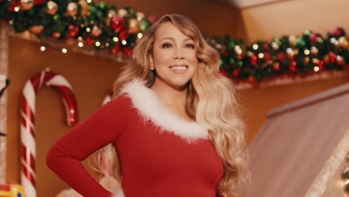 Of Course Mariah Carey Has Four Christmas Trees In Her House
