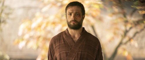 Who Portrays John Blackthorne On ‘Shōgun’? Meet Cosmo Jarvis