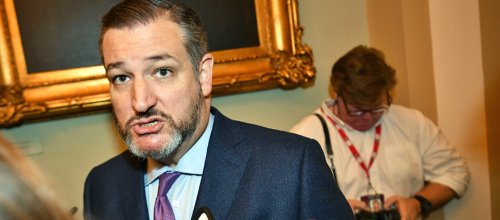 Ted Cruz Got Dragged For Posting A Picture Of Him Dining With Trump, The Man Who Insulted His Wife And Father