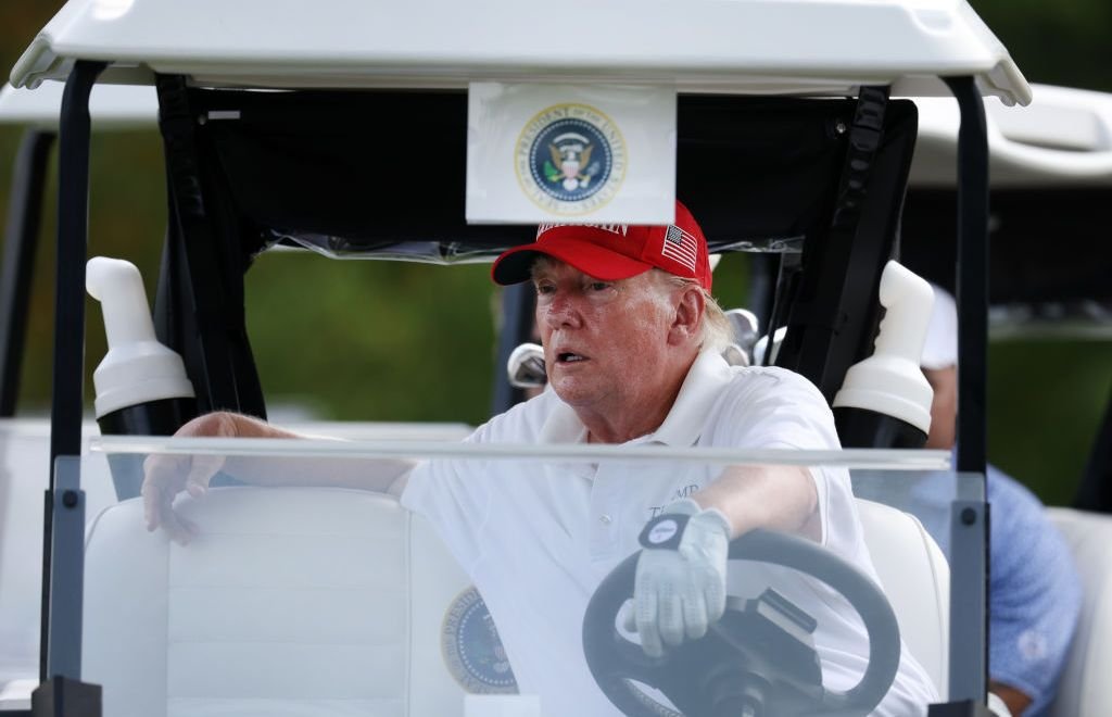 Presidential Seal … Trump’s Golf Cart