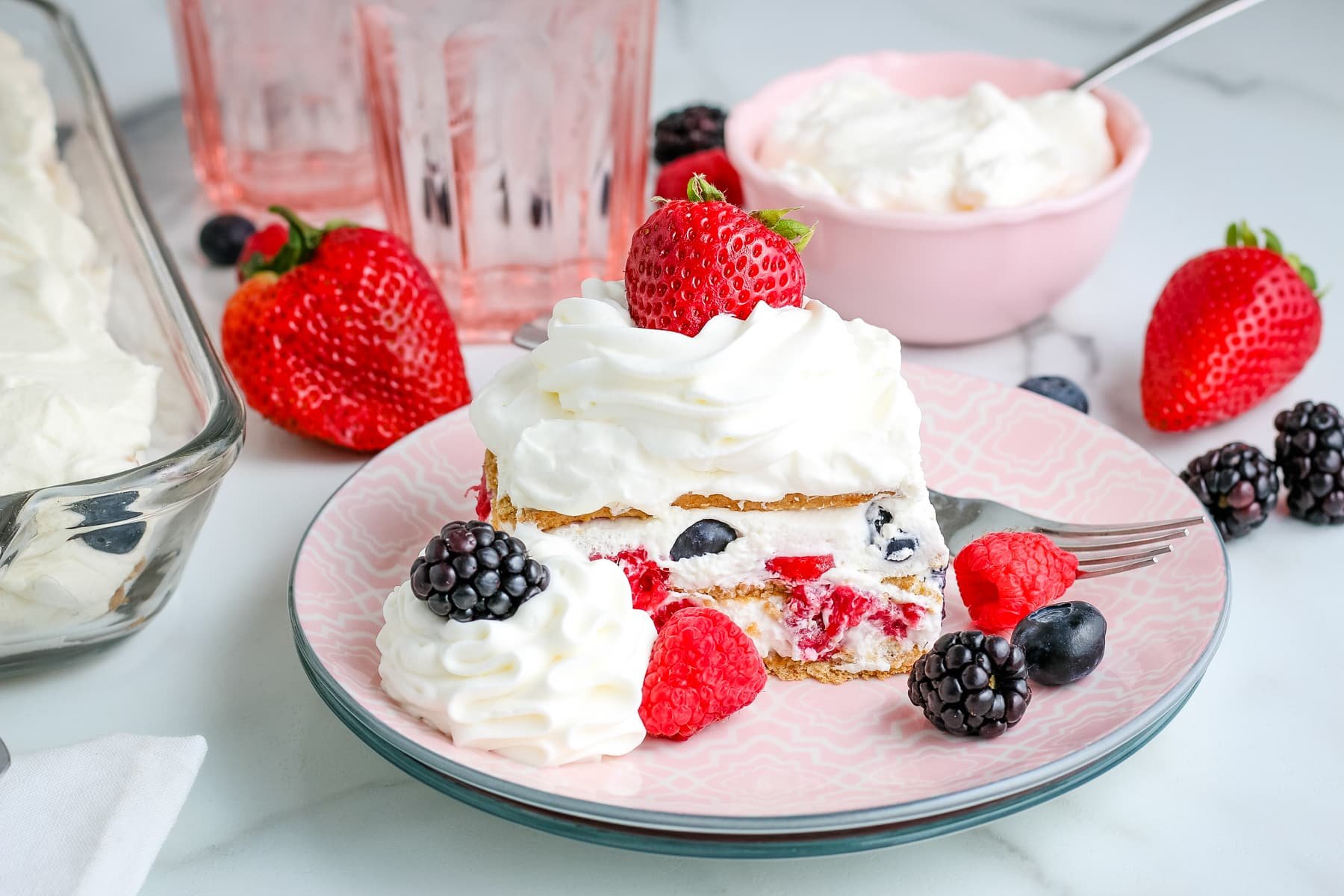 Easy No Bake Icebox Cake Recipe