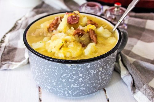Busy Adults Are Turning To 23 Vintage Recipes For Weeknight Sanity