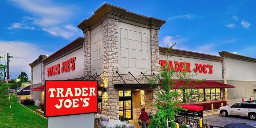 Dad celebrates daughter's cancer remission with trip to Trader Joe's. She wasn't disappointed.