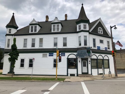 New Restaurant For Bay View’s White House
