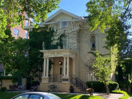 Deal Struck To Allow Pabst To Operate Historic Mansion as Venue | Flipboard