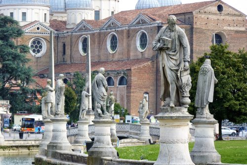 TOP 10 Sehenswürdigkeiten Padua in der Altstadt mit Karte