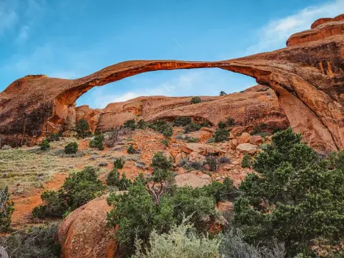This Exciting Trail in Arches National Park Takes You to 7 of the Most Stunning Arches You’ve Ever Seen