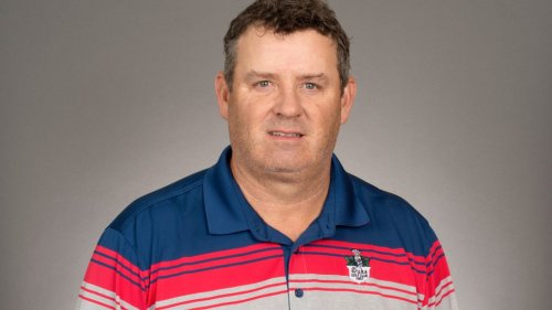 After sleeping in a van overnight, a longshoreman shot 64 and qualified for this week's PGA Tour Champions event