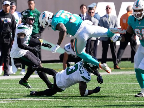 Raheem Mostert Player Props Odds Tips And Betting Trends For Week 6 