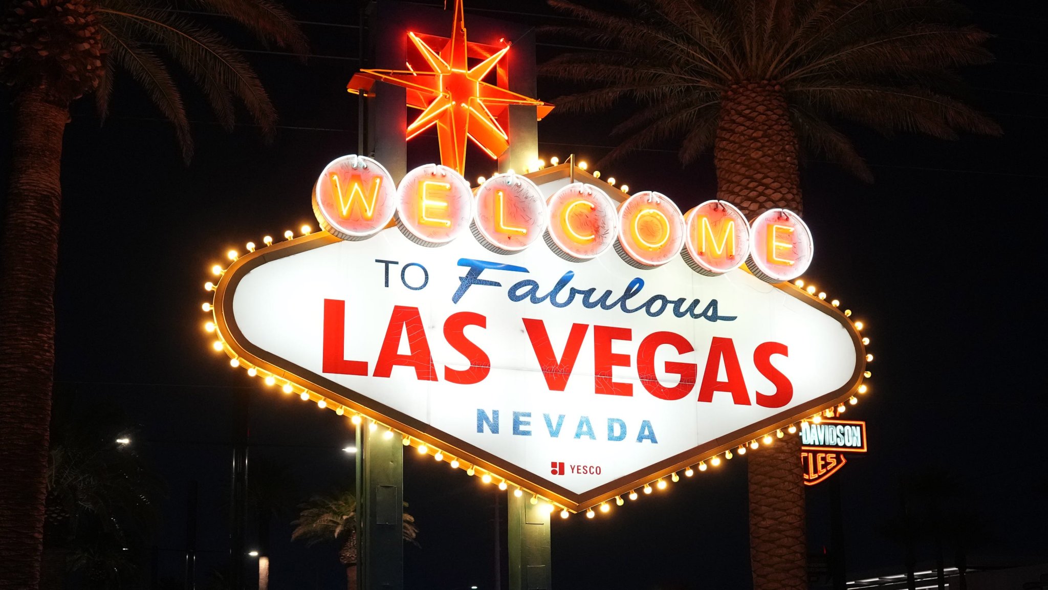 Las Vegas resorts bet on all-inclusive offers to lure visitors