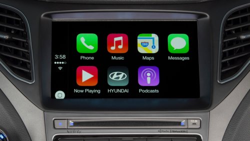 Automakers revving up for CarPlay