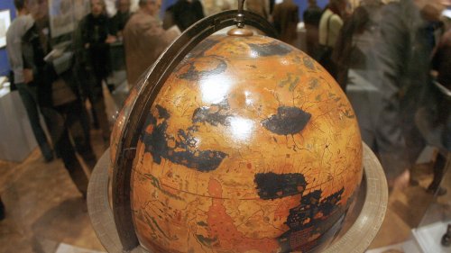 Flat Earth on the ballot? Debunked claim pops up in US politics.