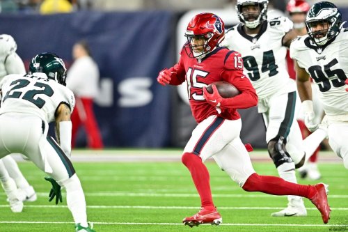 Chris Moore player props odds, tips and betting trends for Week 12 | Texans vs. Dolphins