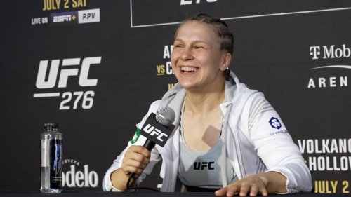 Julija Stoliarenko after arm-snapping win at UFC 276: 'If I get a submission, I'm going to snap it'