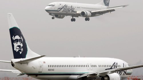 Alaska Airlines offering BOGO ticket deal for fall travel, including flights to Hawaii, Mexico, Belize